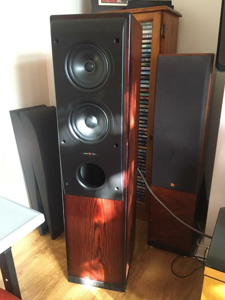 kef reference series model three